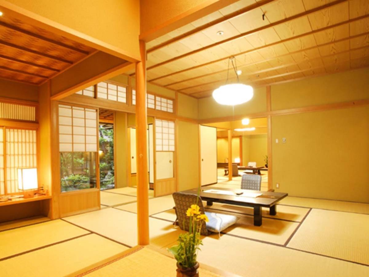 โฮชิ Hotel โคมัตสึ ภายนอก รูปภาพ